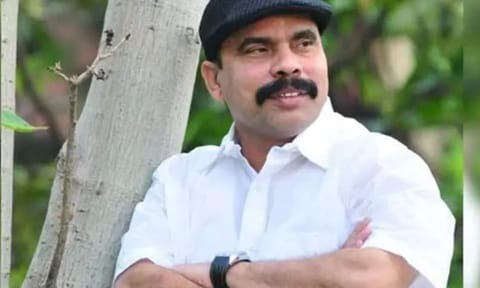 Tamil Film actor 'Powerstar' held by Delhi Police over Rs 5-cr loan fraud&nbsp;