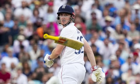 England's Harry Brook's bat slips from his hand during the fourth day of the fifth Test match between India and England, at The Oval cricket ground, in London, England, Sunday, Aug. 3, 2025 (PTI)&nbsp;