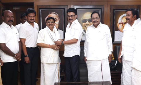 Former AIADMK Rajya Sabha MP V Maitreyan meets CM Stalin, joins DMK (Credits: X)