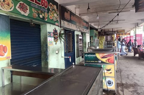 Shops closed in Palladam bus terminus in Tirupur&nbsp;