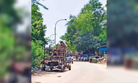 Rusting heavy construction machinery abandoned along Muthukumarappa Street for over a year&nbsp;