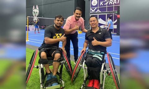 Abu Hubaida and Prem Kumar Ale with their coach Gaurav Khanna (File photo)&nbsp;