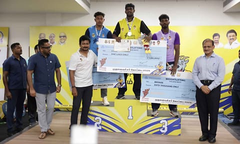 Deputy CM Udhayanidhi Stalin felicitating the college boys’ weightlifting winners&nbsp;