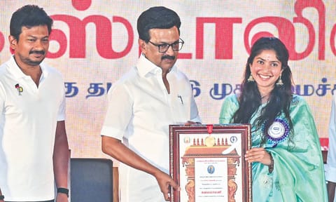 Actress Sai Pallavi received Kalaimamani Award from CM Stalin