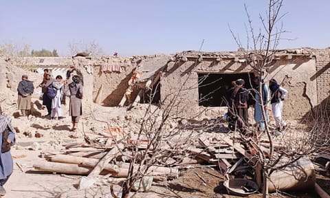 ocals inspect the site of a cross-border attack by the Pakistani army in Afghanistan's eastern Paktika province, Saturday, Oct. 18, 2025 (AP)&nbsp;