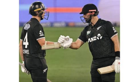 New Zealand players Michael Bracewell and Daryl Mitchell (Photo: IANS)