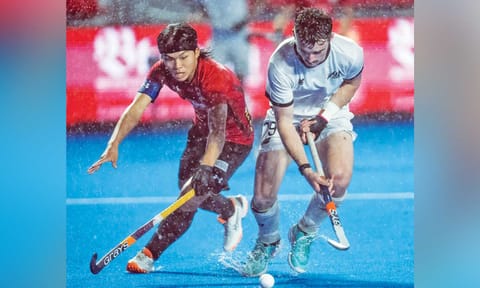 New Zealand players in white jersey&nbsp;