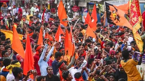 Devotees take part in a 'Ram Navami' procession in Bihar?s Bodh Gaya (Source: PTI)