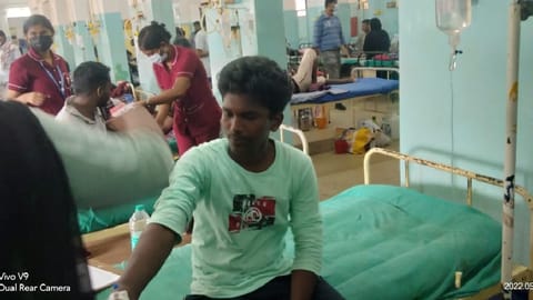 3 students swoon after consuming shawarma in Thanjavur