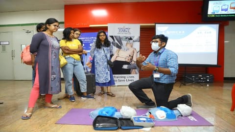 life saving skill awareness programme at Metro station