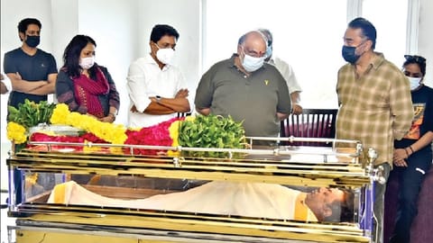 Kamal Haasan, Santhana Bharathi condole his demise.