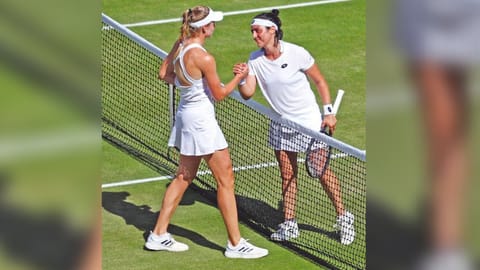 Elena Rybakina (left) and Ons Jabeur after the finals