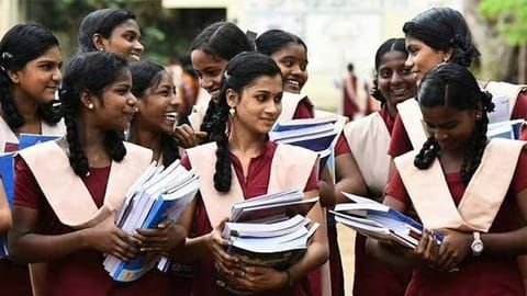 Today is the last day to apply for Pen Kalvi scheme