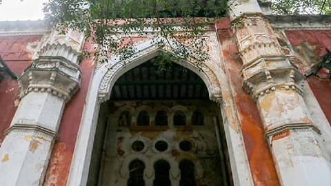 The iconic Chepauk Palace that comprises the Humayun Mahal and the Kalas Mahal