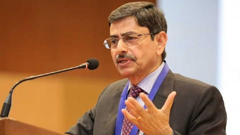 Maintain dignity, connect with masses: Guv R N Ravi