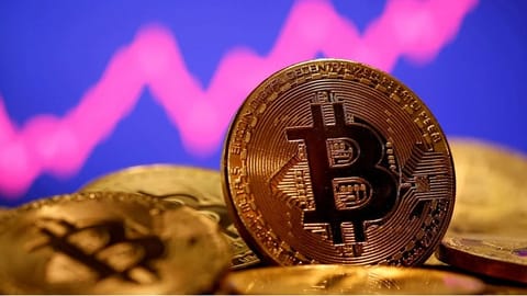 How to hook investors to blockchain start-up