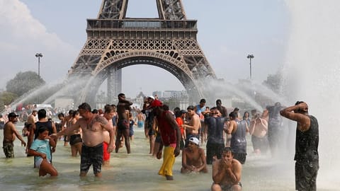 Heatwave in Paris exposes city's lack of trees