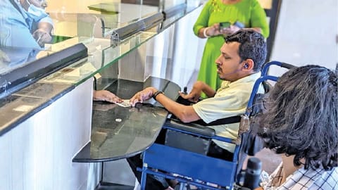 Ticket counter at Arumbakkam Metro station