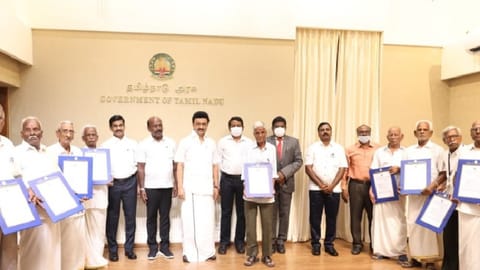 The beneficiaries with the order