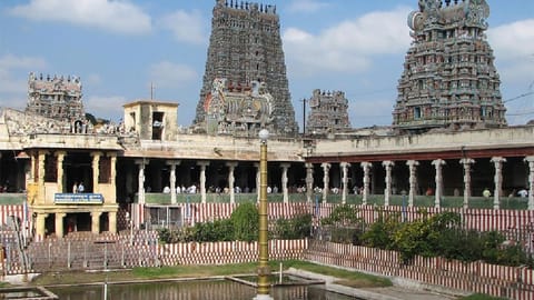 Meenakshi Sundareswarar Temple
