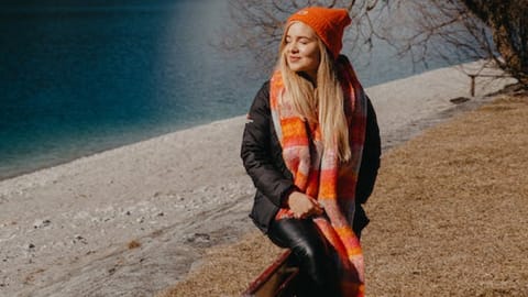 5 accessories that can amp up your outfit this winter!