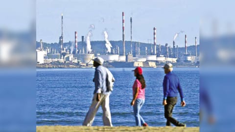 United we fall: Global aid not needed to fight climate change