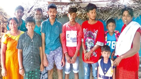 10 Sri Lankan refugees who arrived at MR Chathiram near Dhanushkodi in Ramand