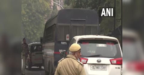 Aaftab Amin Poonawalla outside CBI headquarters