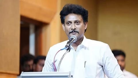 Minister Anbil Mahesh Poyyamozhi