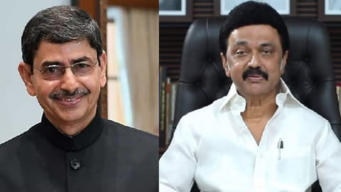 (L)Governor RN Ravi; Chief Minister MK Stalin(R)