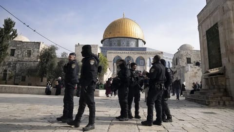 Israeli police secure the Al-Aqsa Mosque