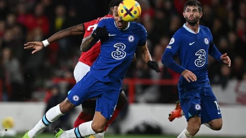 Chelsea's Pierre-Emerick Aubameyang misses target with this header during game vs Nottingham Forest.