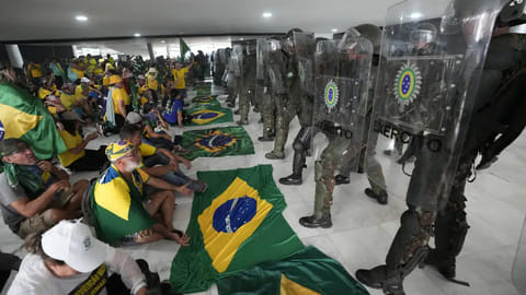 Bolsonaro supporters protest inside Planalto plalace