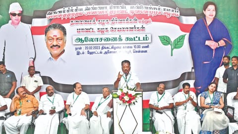 OPS addressing the district secretaries of his faction