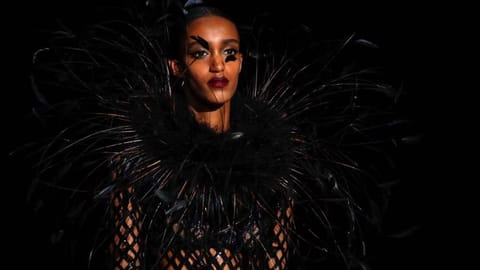 Black dominates at Dolce & Gabbana, Ferragamo back goes to old Hlwd