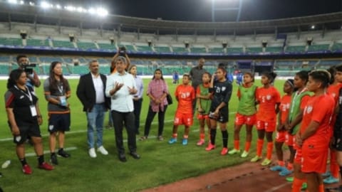 AIFF chief meets Indian team,