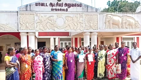 Tirukazhukundram women who came with their petition to Chengalpattu Collectorate on Wednesday