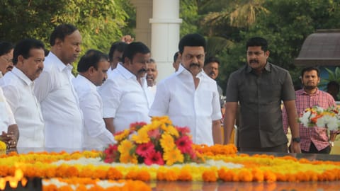 CM Stalin pays floral tributes to leaders on his 70th b'day