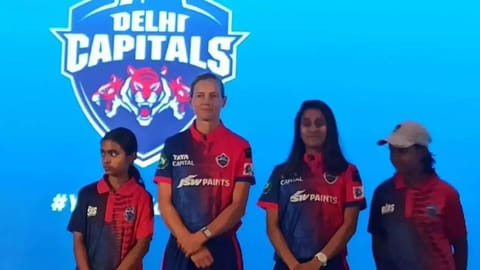 Meg Lanning and Jemimah Rodrigues