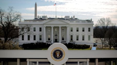 White House official denies Iranian prisoner swap deal reached