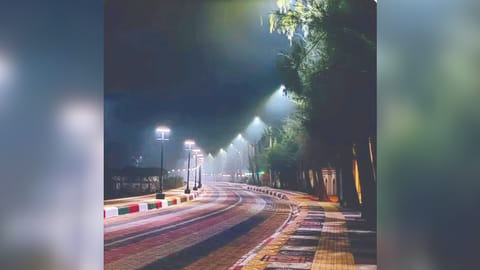 Photo of B?desh park shared as that of Srinagar