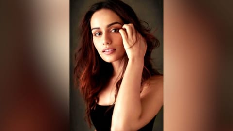 Manushi Chhillar