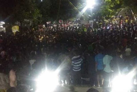 Protests at the SRM university, Chennai.(Photo via twitter)