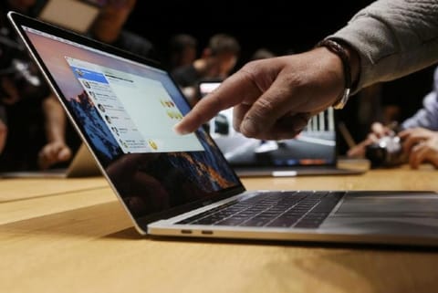 Apple fixing MacBook Pro sound issue