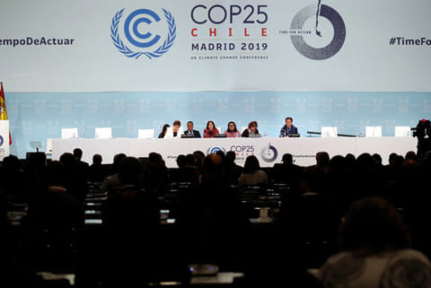 UN climate talks stagger towards 'mediocre' outcome