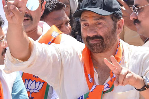 Sunny Deol wins Gurdaspur seat, defeats Cong heavyweight Sunil Jakhar