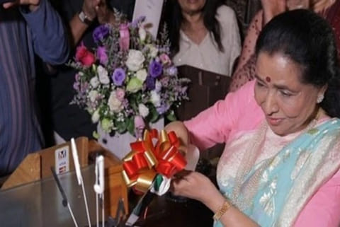 Asha Bhosle celebrates 86th birthday in Dubai