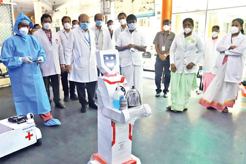 A robotic nurse serves food, medicines to patients  during an inspection by Health Minister