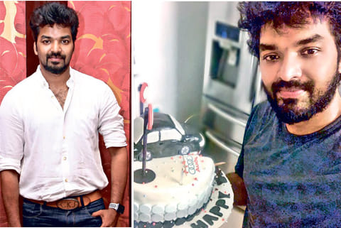 Jai clicked a selfie with his birthday cake