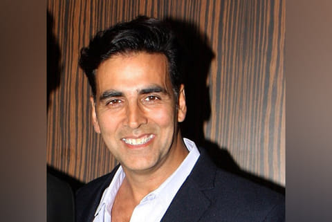 Akshay Kumar donates 3cr for rapid testing kits, PPE